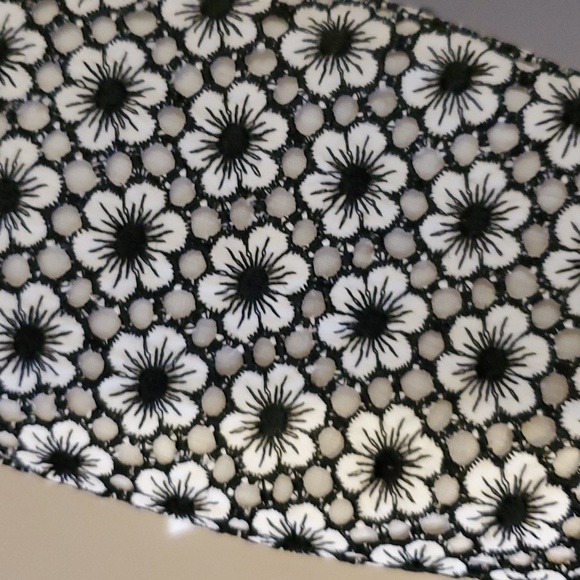 Cynthia Steffe Eyelet Floral 3/4 Sleeve Coat In White And Black Size S - Picture 4 of 9